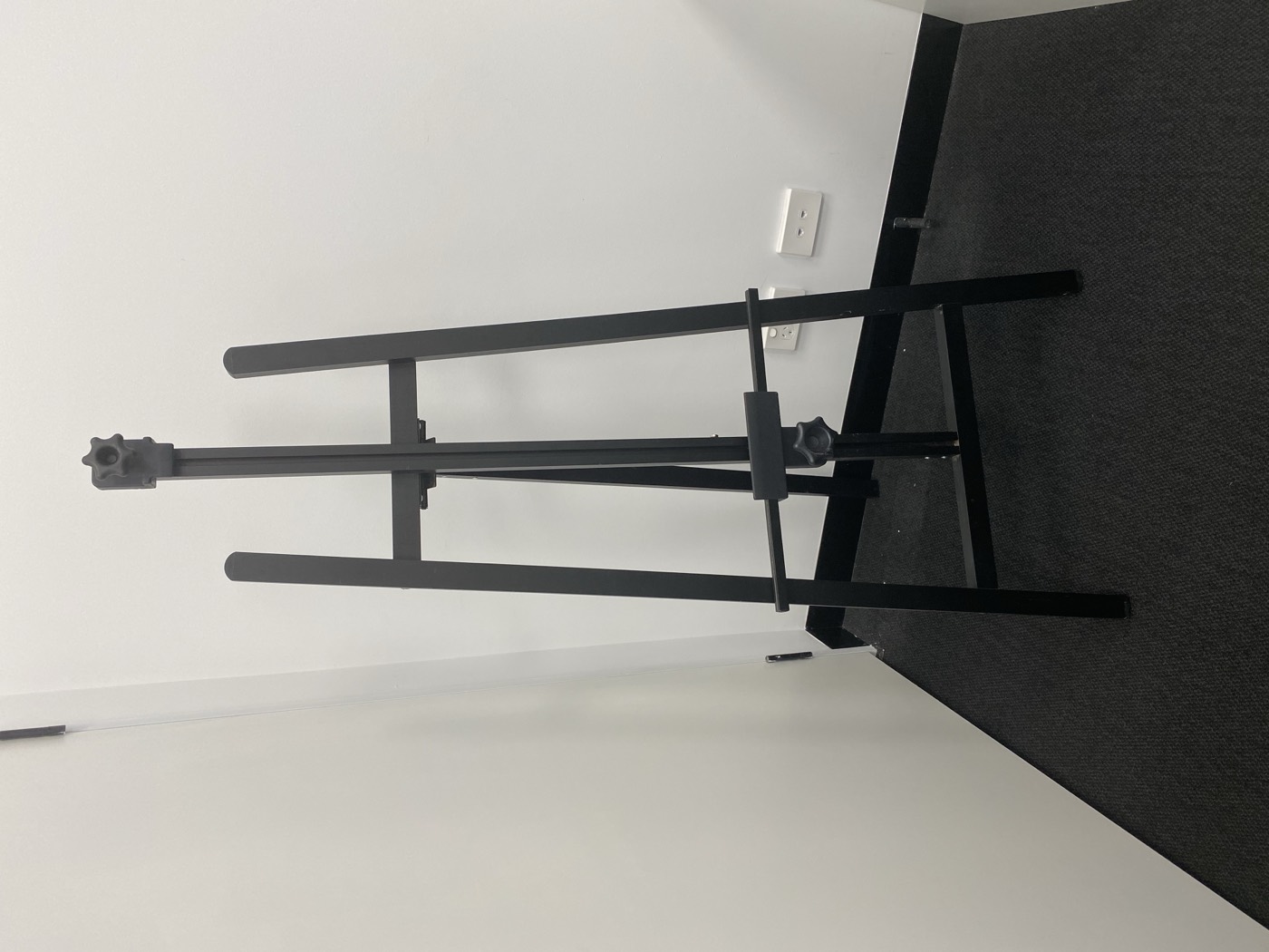 Black Metal Easel (x2 available)
