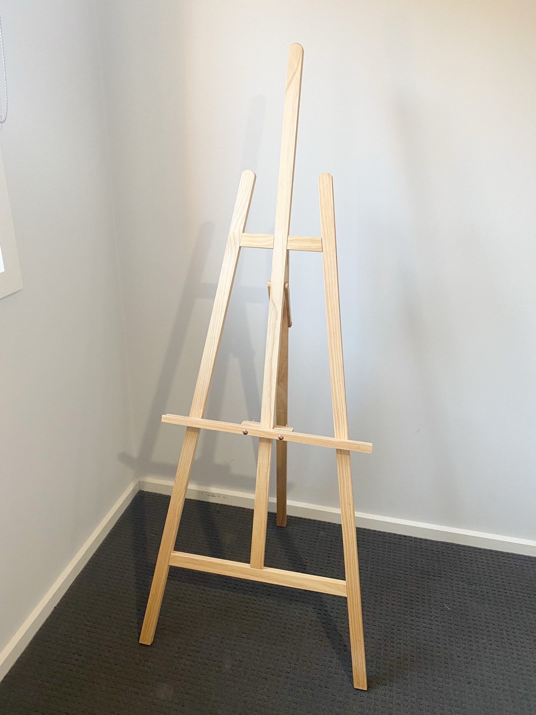Timber Easel