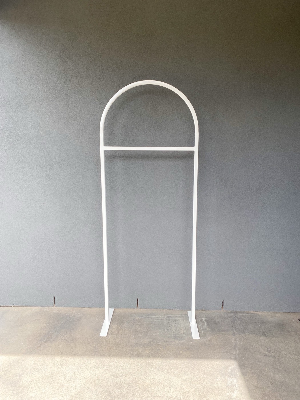 White Arch Stand