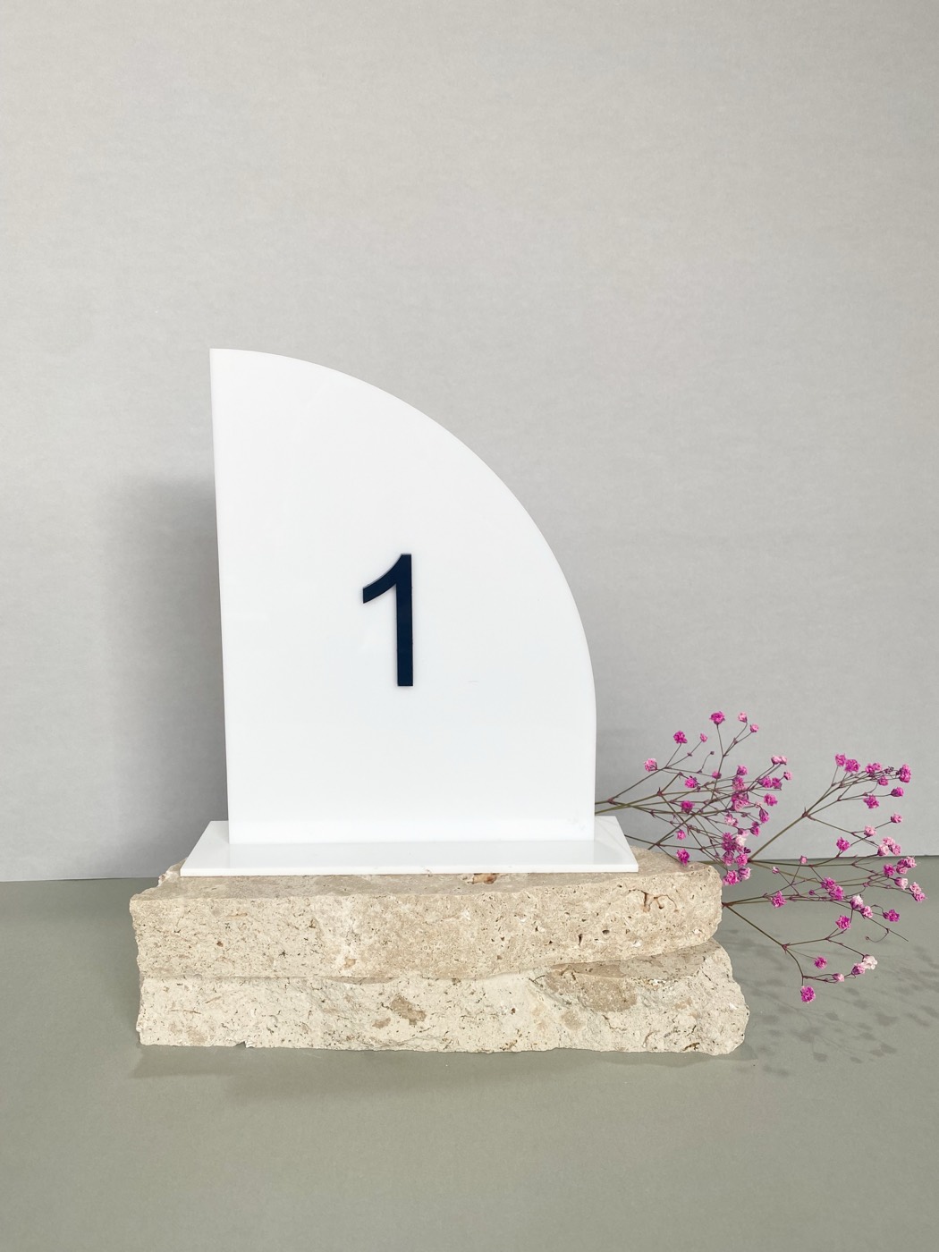 B&W Half Arch — Table Numbers